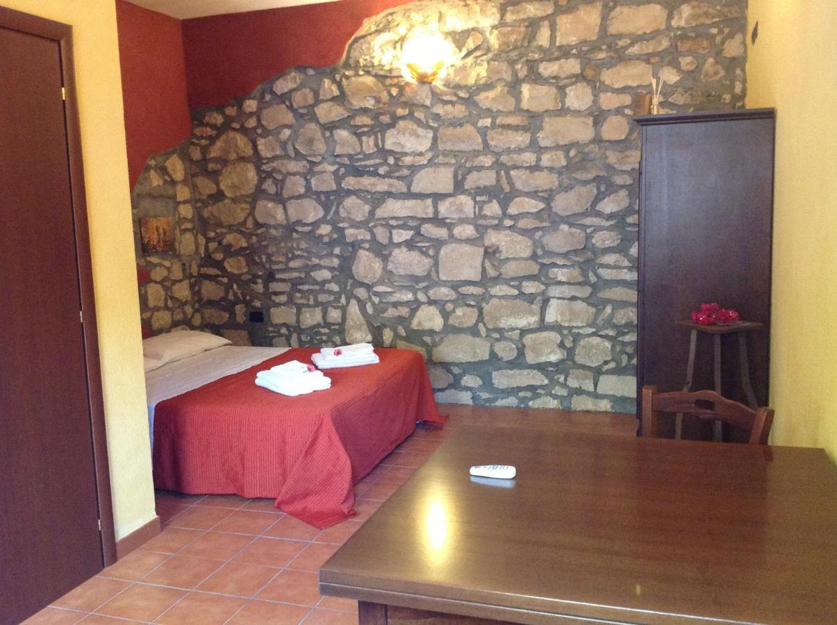 Vento Del Sud Guest House Chiaramonte Gulfi Phòng bức ảnh