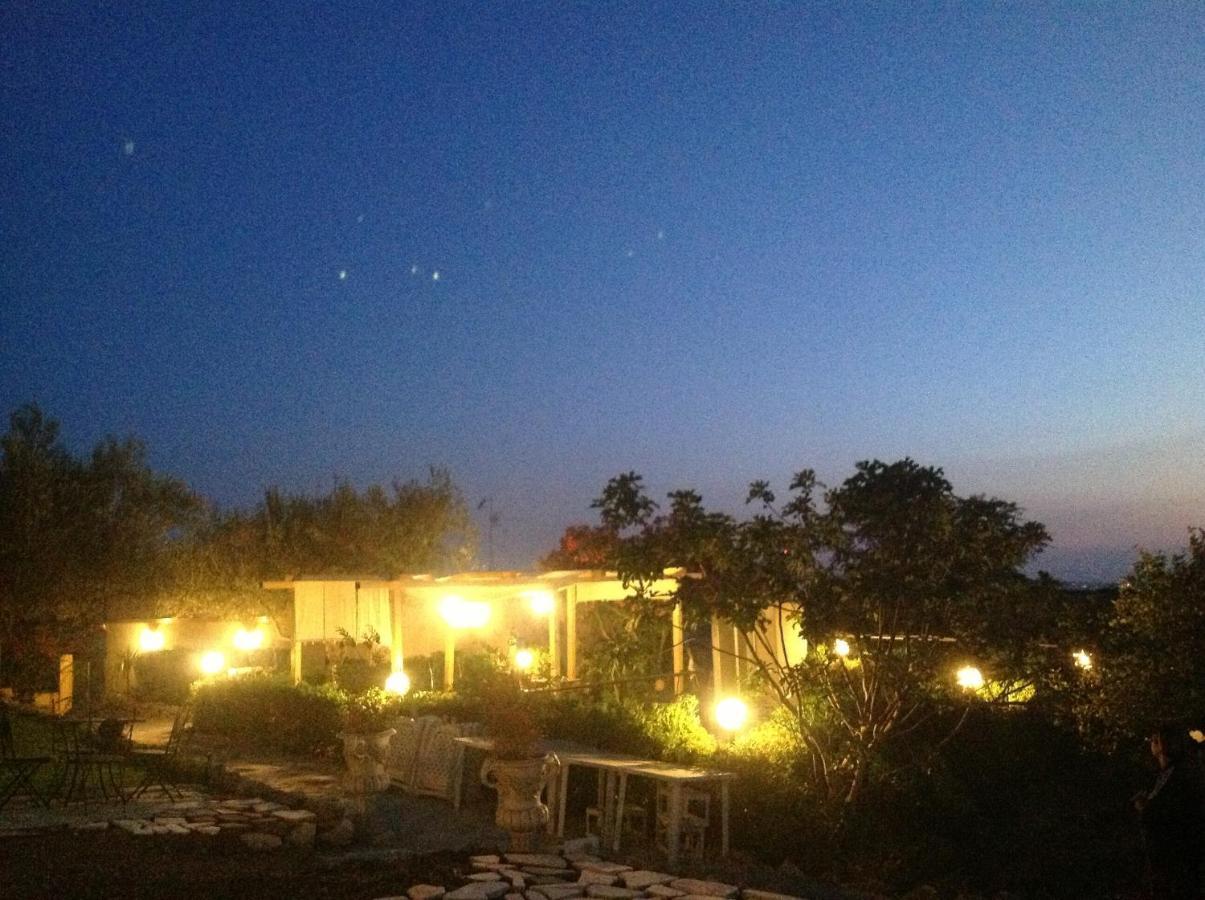 Vento Del Sud Guest House Chiaramonte Gulfi Ngoại thất bức ảnh
