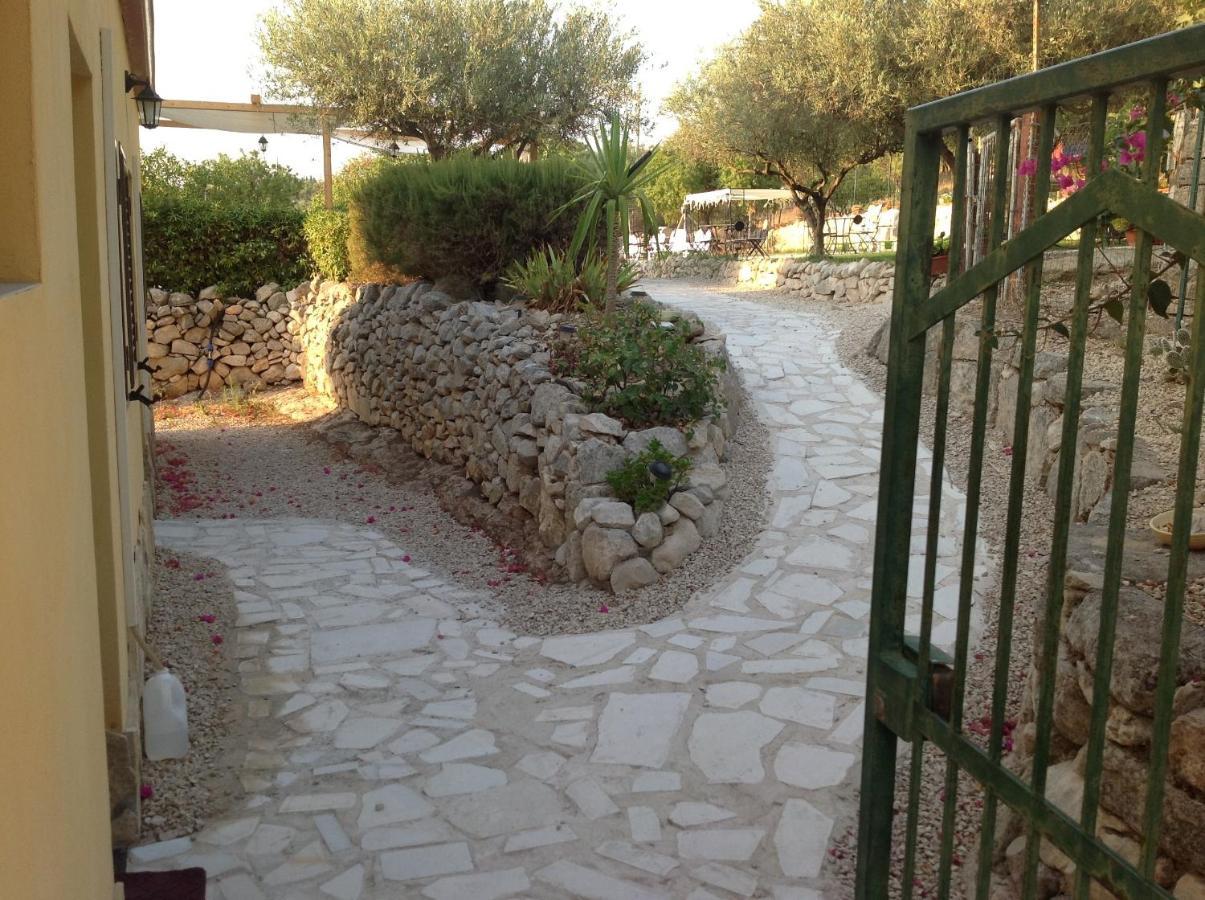 Vento Del Sud Guest House Chiaramonte Gulfi Ngoại thất bức ảnh