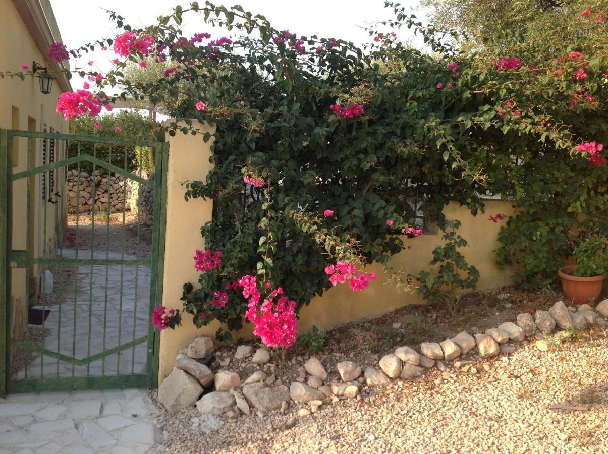 Vento Del Sud Guest House Chiaramonte Gulfi Ngoại thất bức ảnh