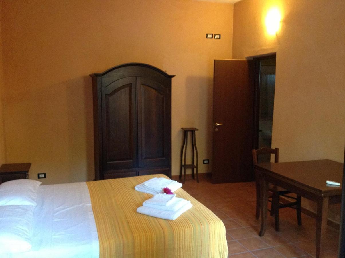 Vento Del Sud Guest House Chiaramonte Gulfi Ngoại thất bức ảnh