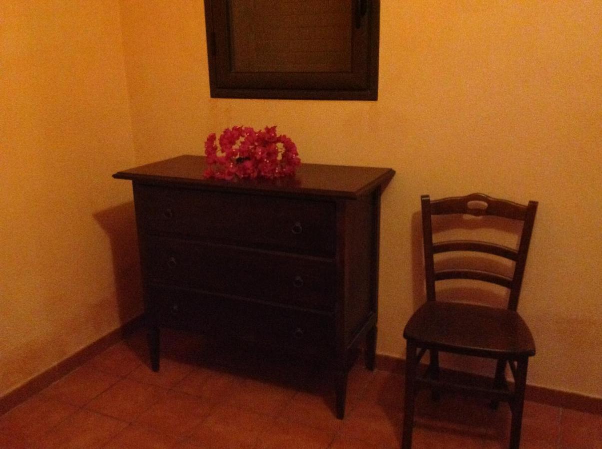 Vento Del Sud Guest House Chiaramonte Gulfi Phòng bức ảnh