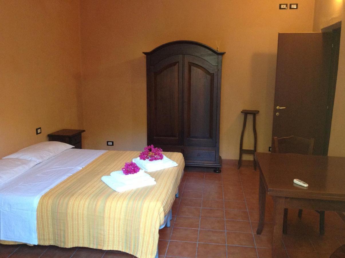 Vento Del Sud Guest House Chiaramonte Gulfi Phòng bức ảnh